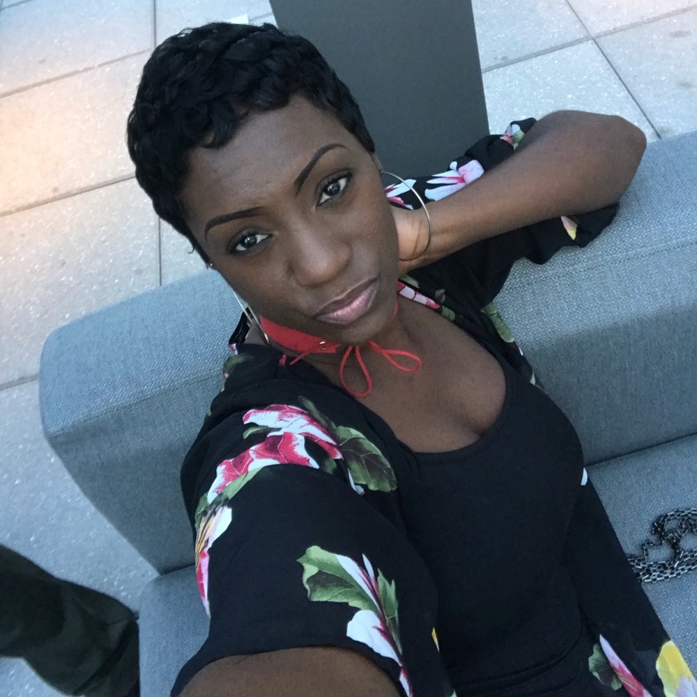 Meet your Posher, Antonette